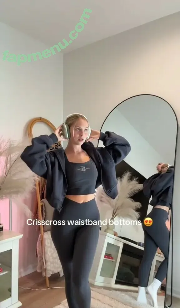 Jordyn Jones nude photo #1325 (jordylee.jones / jordynjones)