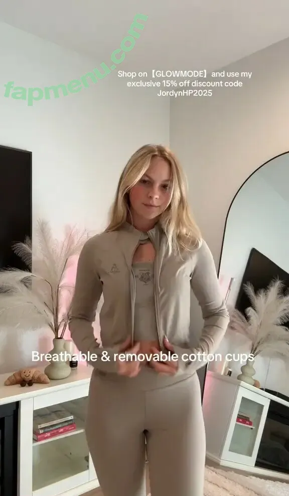 Jordyn Jones nude photo #1334 (jordylee.jones / jordynjones)