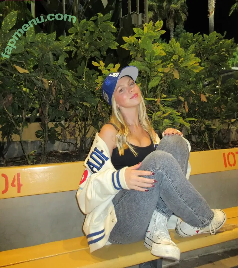 Jordyn Jones nude photo #1345 (jordylee.jones / jordynjones)