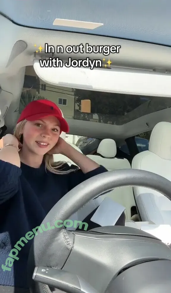 Jordyn Jones nude photo #1373 (jordylee.jones / jordynjones)