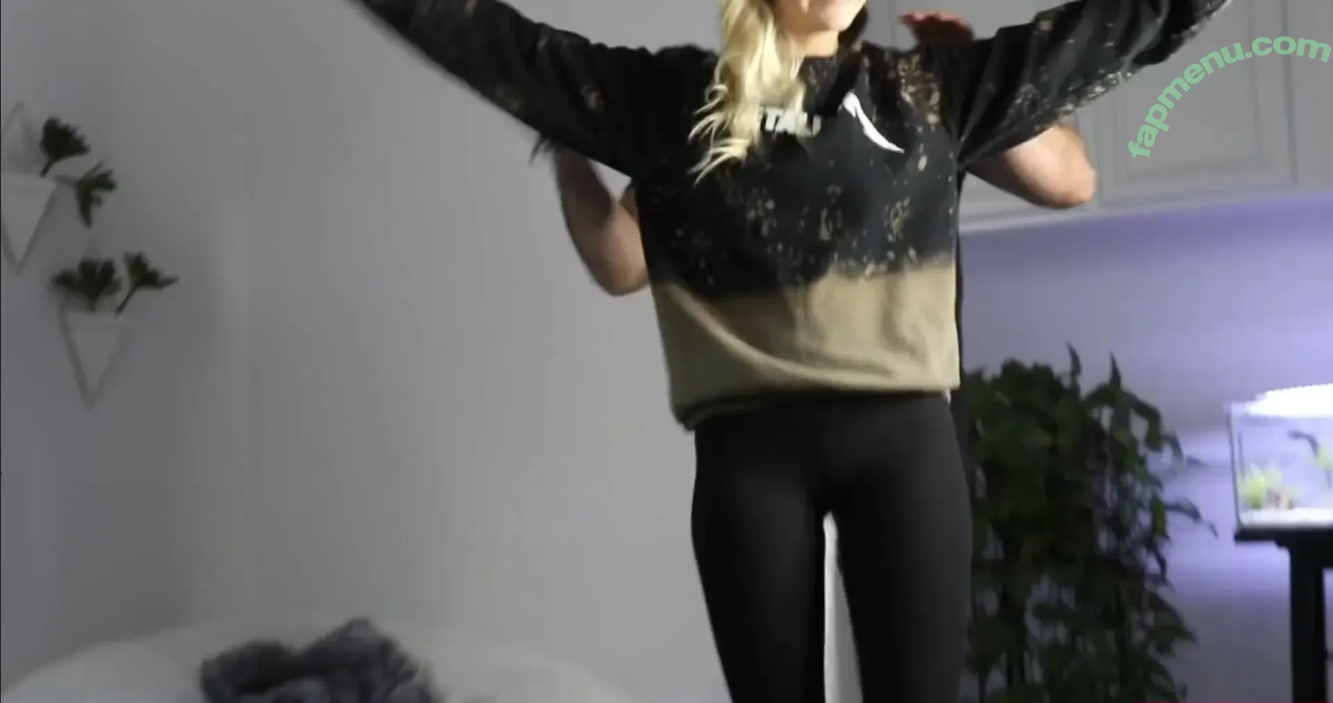 Jordyn Jones nude photo #1382 (jordylee.jones / jordynjones)