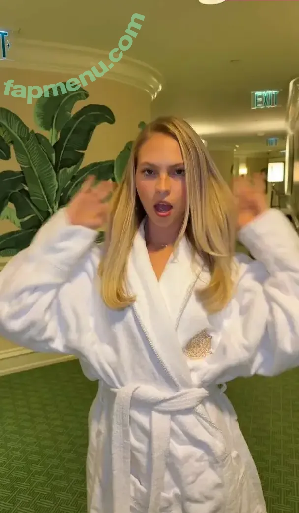 Jordyn Jones nude photo #1422 (jordylee.jones / jordynjones)