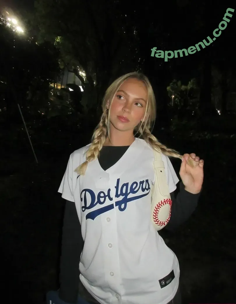 Jordyn Jones nude photo #1512 (jordylee.jones / jordynjones)