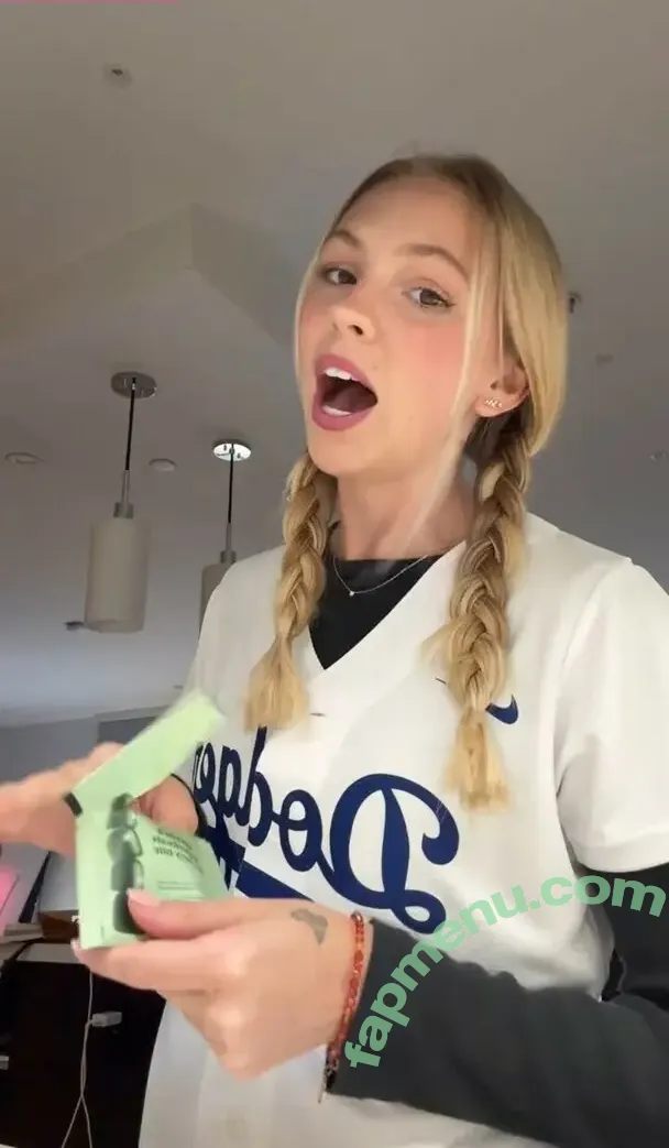 Jordyn Jones nude photo #1519 (jordylee.jones / jordynjones)
