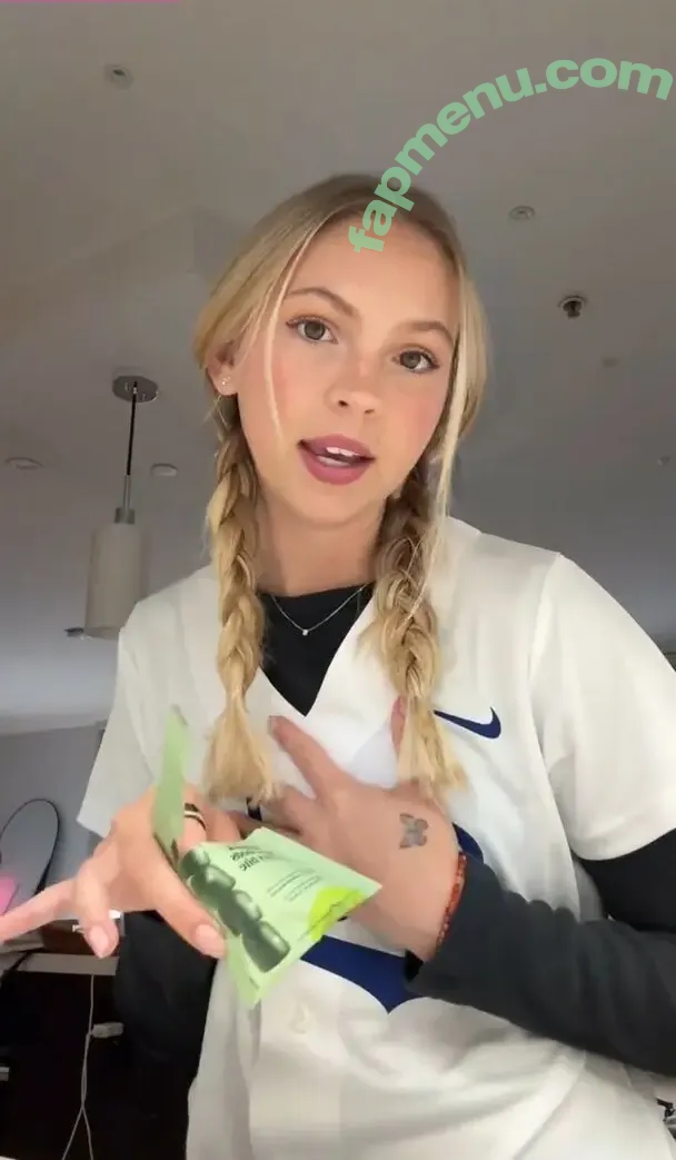 Jordyn Jones nude photo #1521 (jordylee.jones / jordynjones)