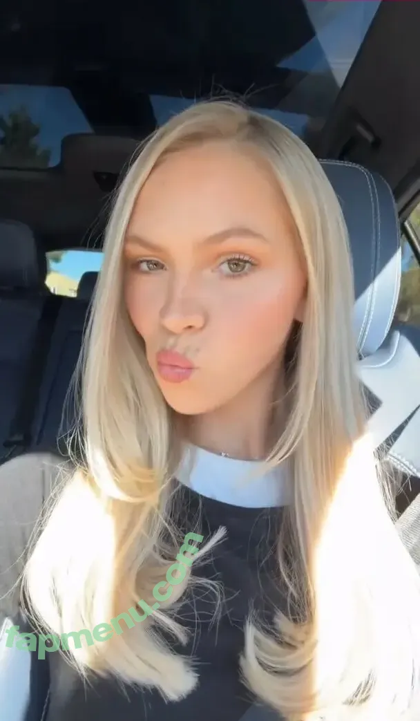 Jordyn Jones nude photo #1545 (jordylee.jones / jordynjones)