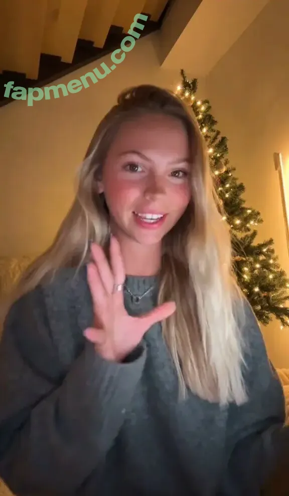 Jordyn Jones nude photo #1620 (jordylee.jones / jordynjones)