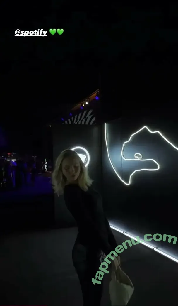 Jordyn Jones nude photo #1733 (jordylee.jones / jordynjones)