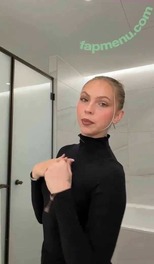 Jordyn Jones nude photo #1770 (jordylee.jones / jordynjones)