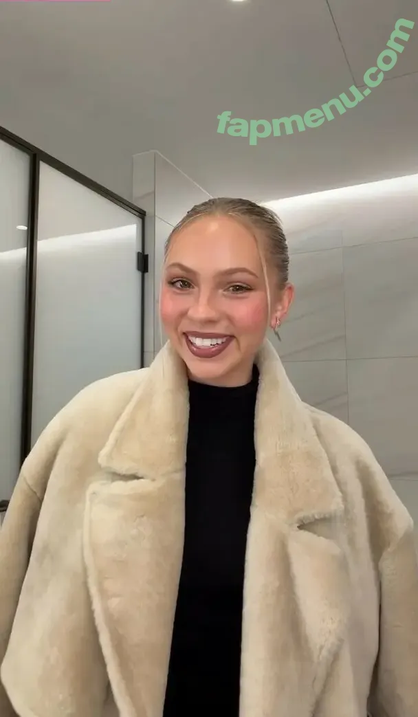 Jordyn Jones nude photo #1773 (jordylee.jones / jordynjones)