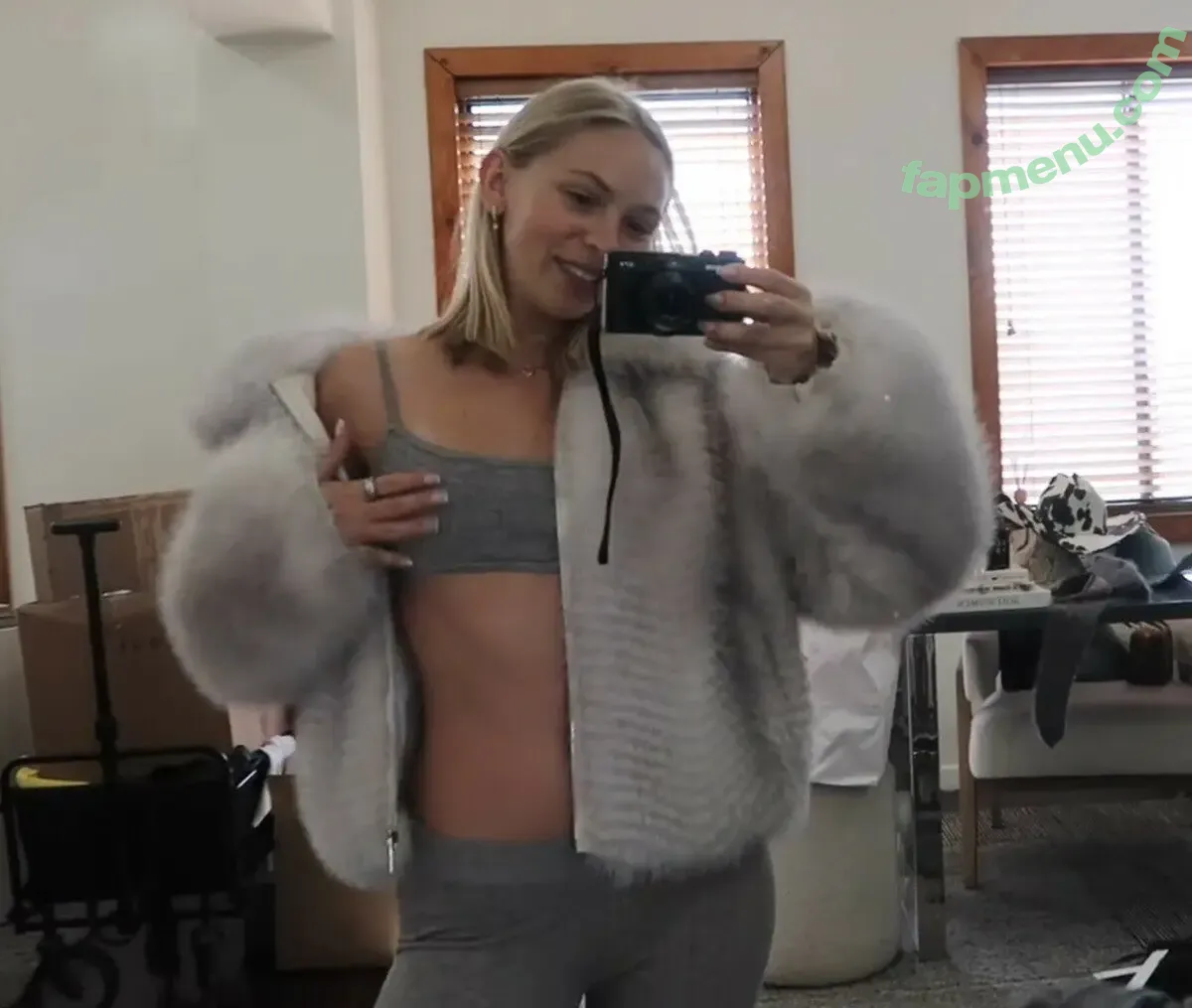 Jordyn Jones nude photo #1784 (jordylee.jones / jordynjones)