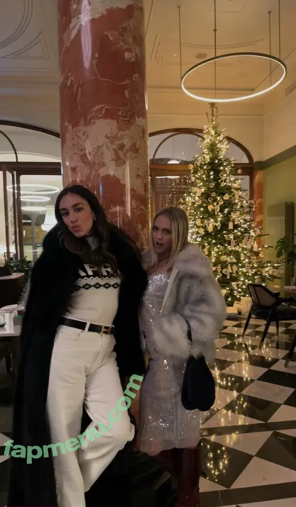 Jordyn Jones nude photo #1805 (jordylee.jones / jordynjones)