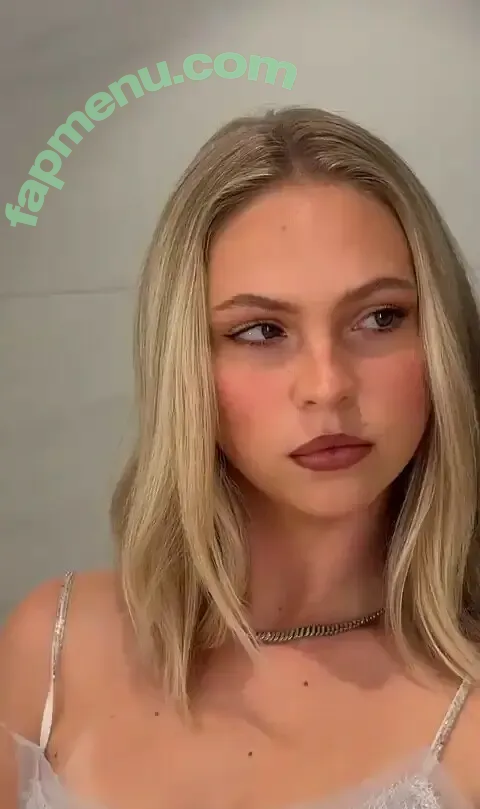 Jordyn Jones nude photo #1814 (jordylee.jones / jordynjones)