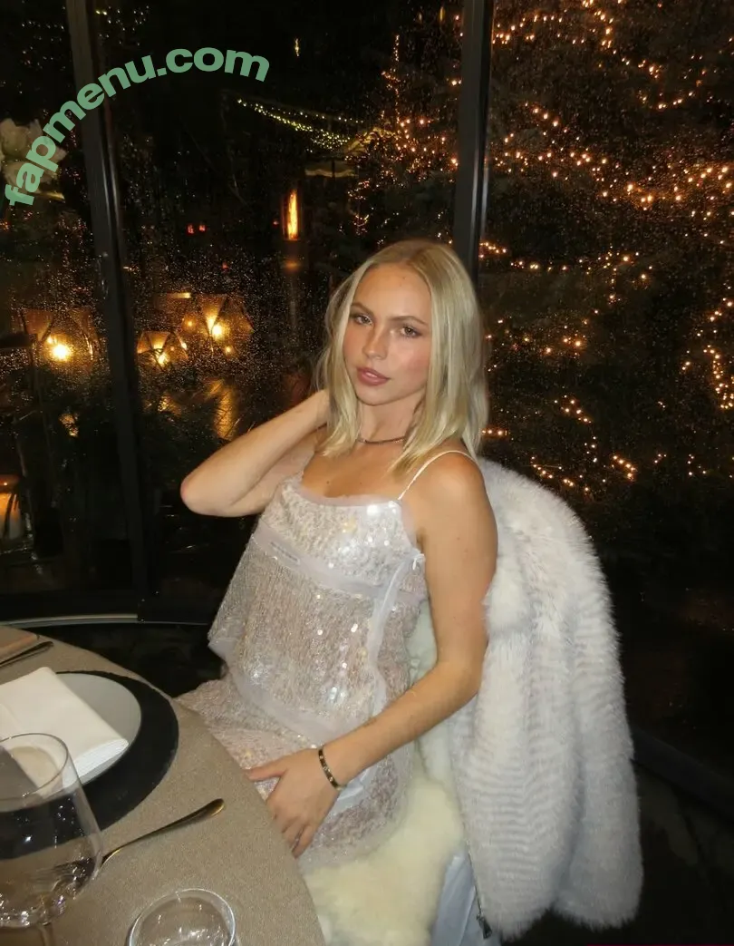 Jordyn Jones nude photo #1823 (jordylee.jones / jordynjones)