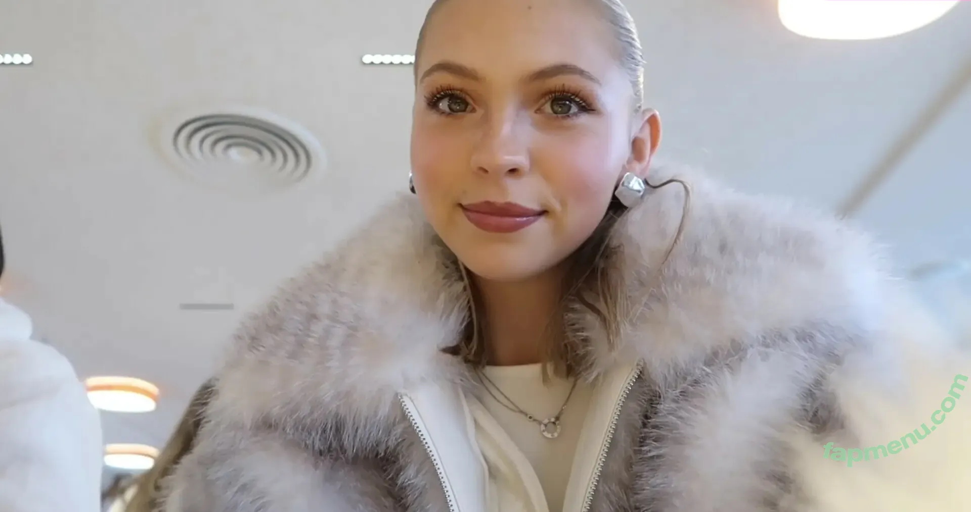 Jordyn Jones nude photo #1834 (jordylee.jones / jordynjones)