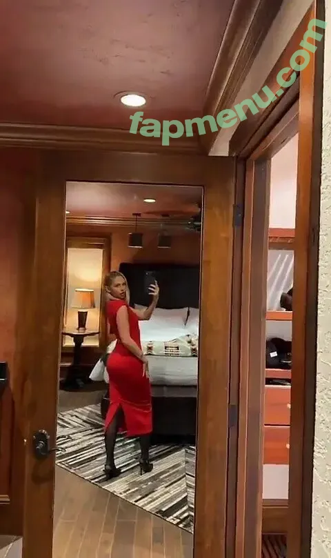 Jordyn Jones nude photo #1884 (jordylee.jones / jordynjones)