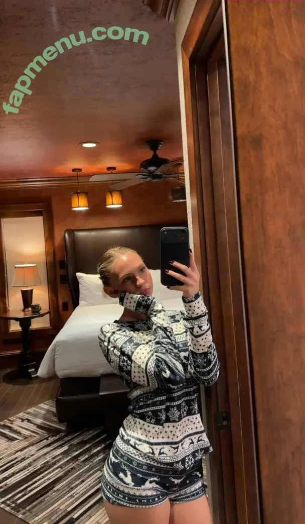 Jordyn Jones nude photo #1886 (jordylee.jones / jordynjones)