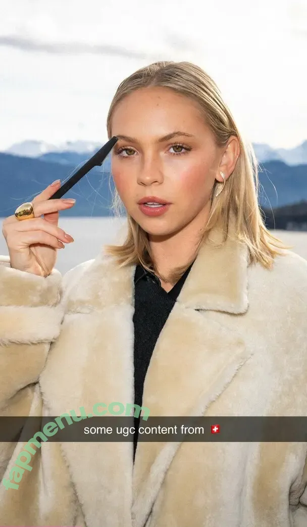 Jordyn Jones nude photo #1892 (jordylee.jones / jordynjones)