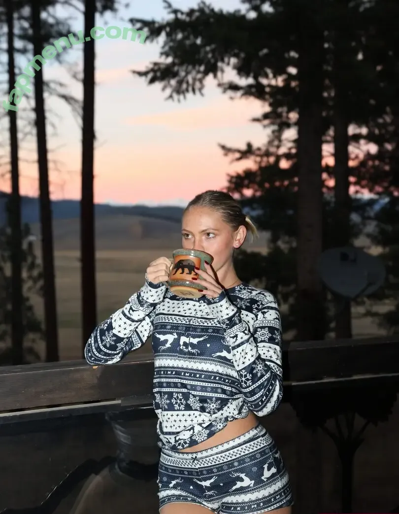 Jordyn Jones nude photo #1911 (jordylee.jones / jordynjones)