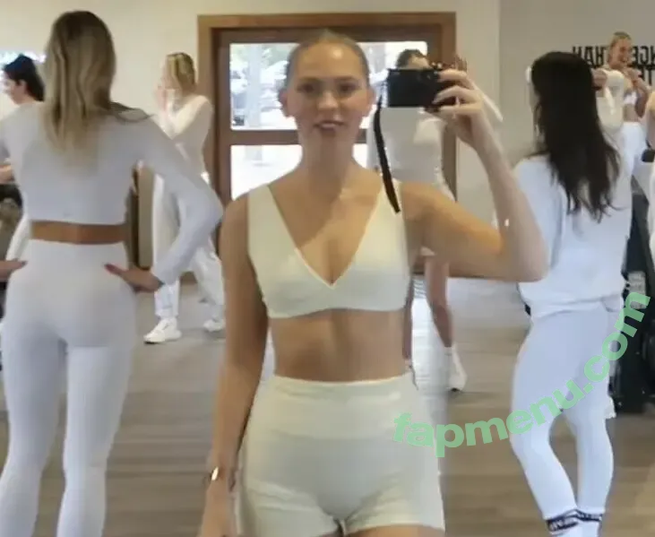 Jordyn Jones nude photo #1953 (jordylee.jones / jordynjones)