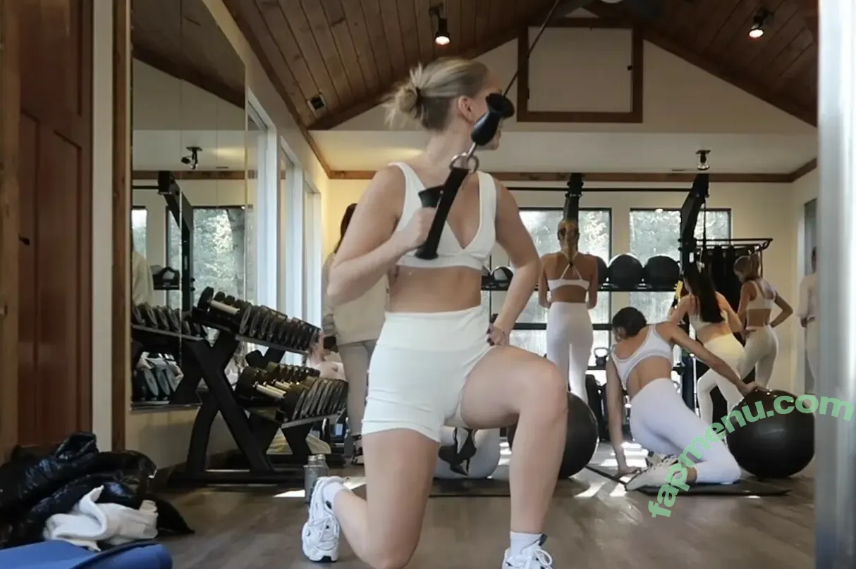 Jordyn Jones nude photo #1958 (jordylee.jones / jordynjones)