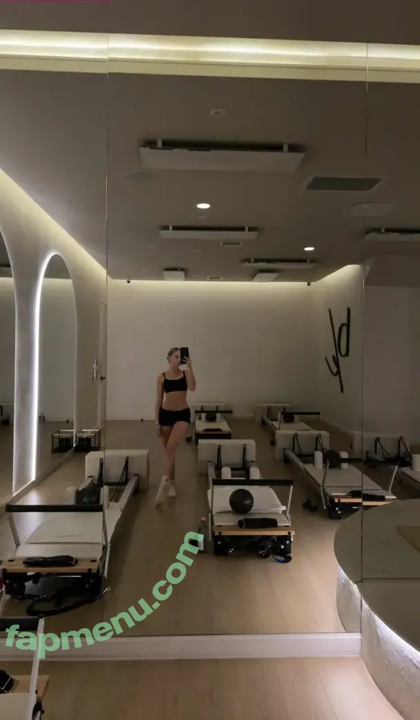 Jordyn Jones nude photo #1977 (jordylee.jones / jordynjones)