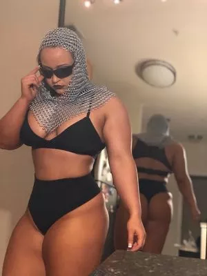 Jordynne Grace / JordynneGrace / themusclemommy nude photo #0220