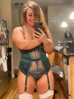 Jordynne Grace / JordynneGrace / themusclemommy nude photo #0263