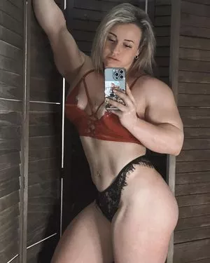 Jordynne Grace / JordynneGrace / themusclemommy nude photo #0277