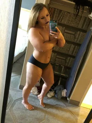 Jordynne Grace / JordynneGrace / themusclemommy nude photo #0349