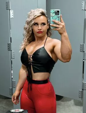 Jordynne Grace / JordynneGrace / themusclemommy nude photo #0404