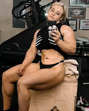 Jordynne Grace / JordynneGrace / themusclemommy nude photo #0431