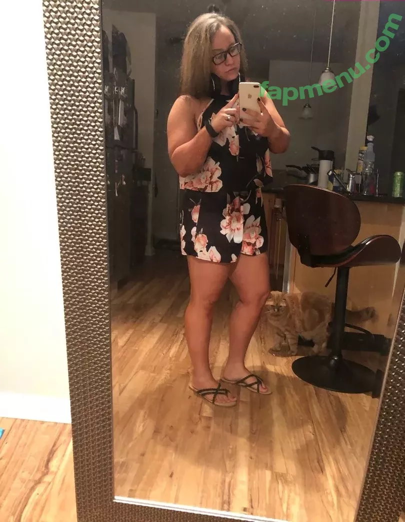 Jordynne Grace nude photo #0283 (JordynneGrace / themusclemommy)