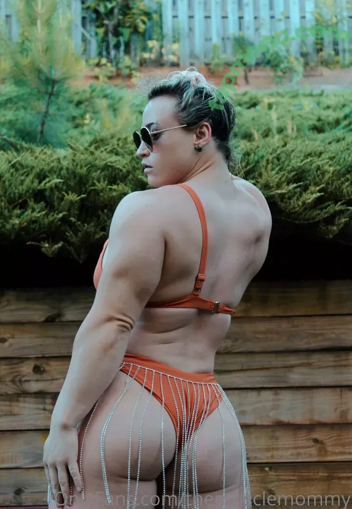 Jordynne Grace nude photo #0476 (JordynneGrace / themusclemommy)