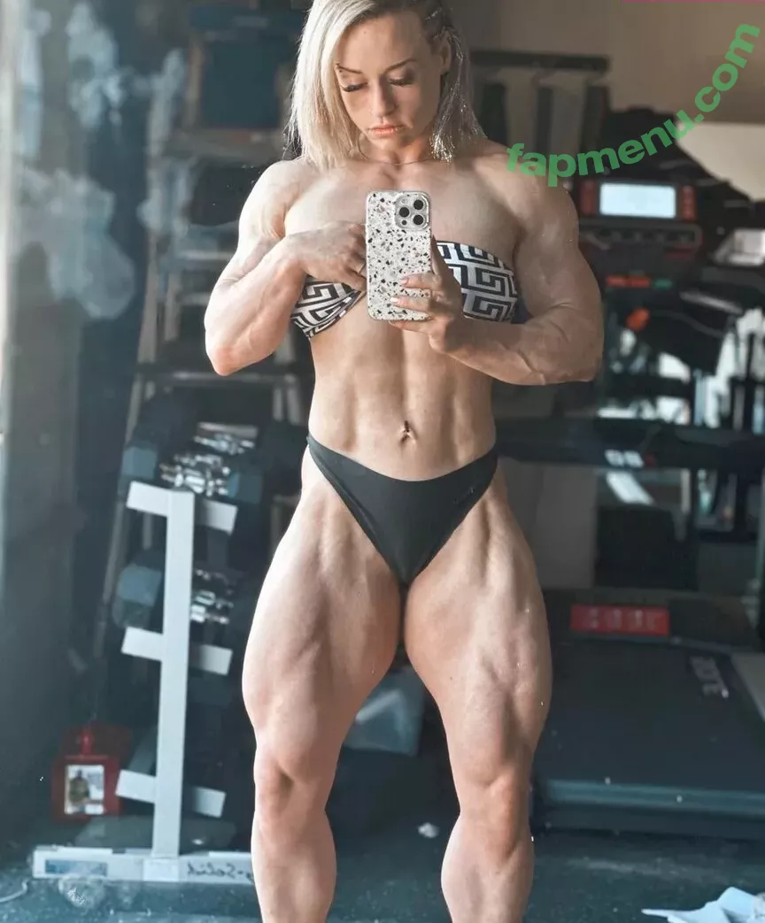 Jordynne Grace nude photo #0579 (JordynneGrace / themusclemommy)