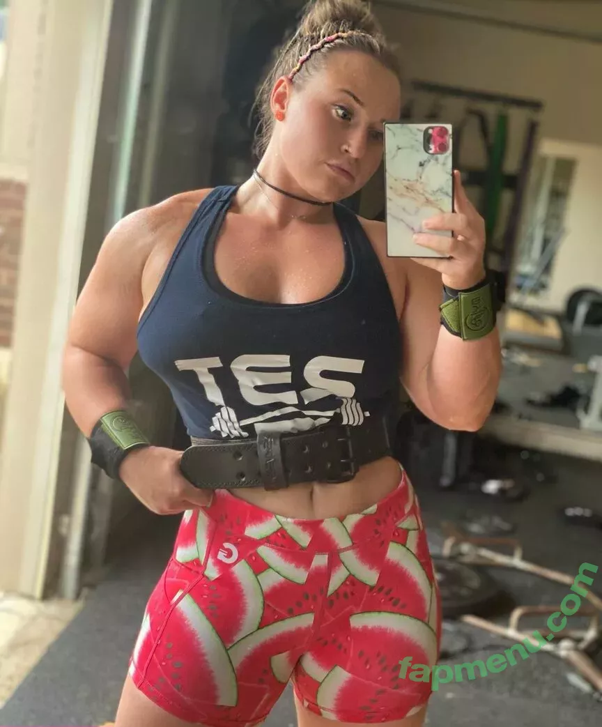 Jordynne Grace nude photo #0615 (JordynneGrace / themusclemommy)