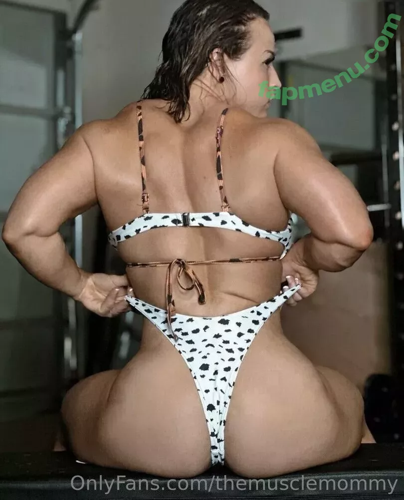 Jordynne Grace nude photo #0813 (jordynnegrace / themusclemommy)