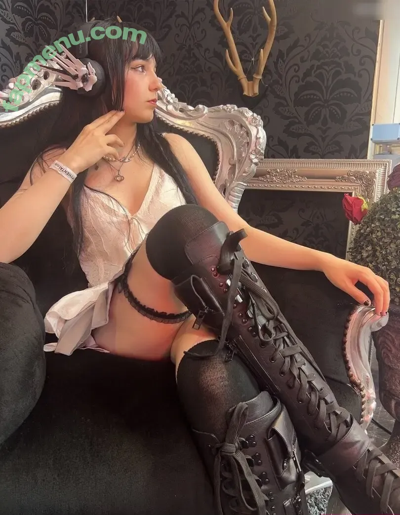 Jorena nude photo #0101 (Jorena)