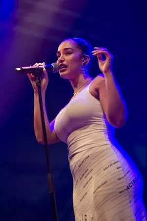 Jorja Smith / itstaaayy / jorjasmith_ nude photo #0064