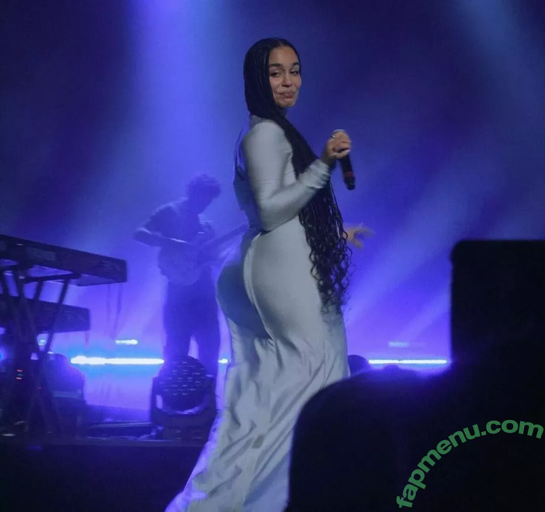 Jorja Smith nude photo #0040 (itstaaayy / jorjasmith_)