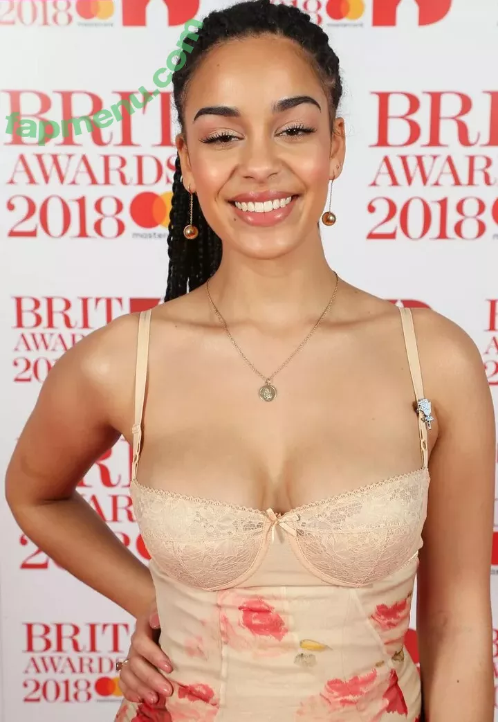 Jorja Smith nude photo #0070 (itstaaayy / jorjasmith_)