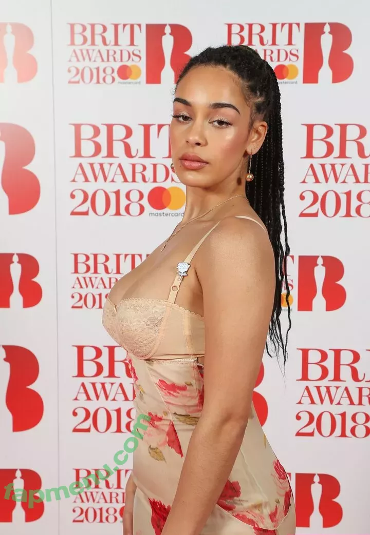 Jorja Smith nude photo #0081 (itstaaayy / jorjasmith_)