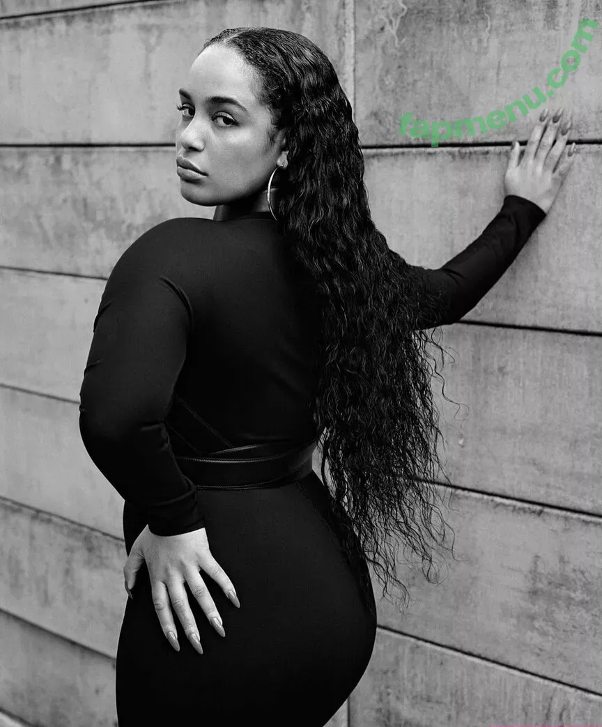 Jorja Smith nude photo #0086 (itstaaayy / jorjasmith_)