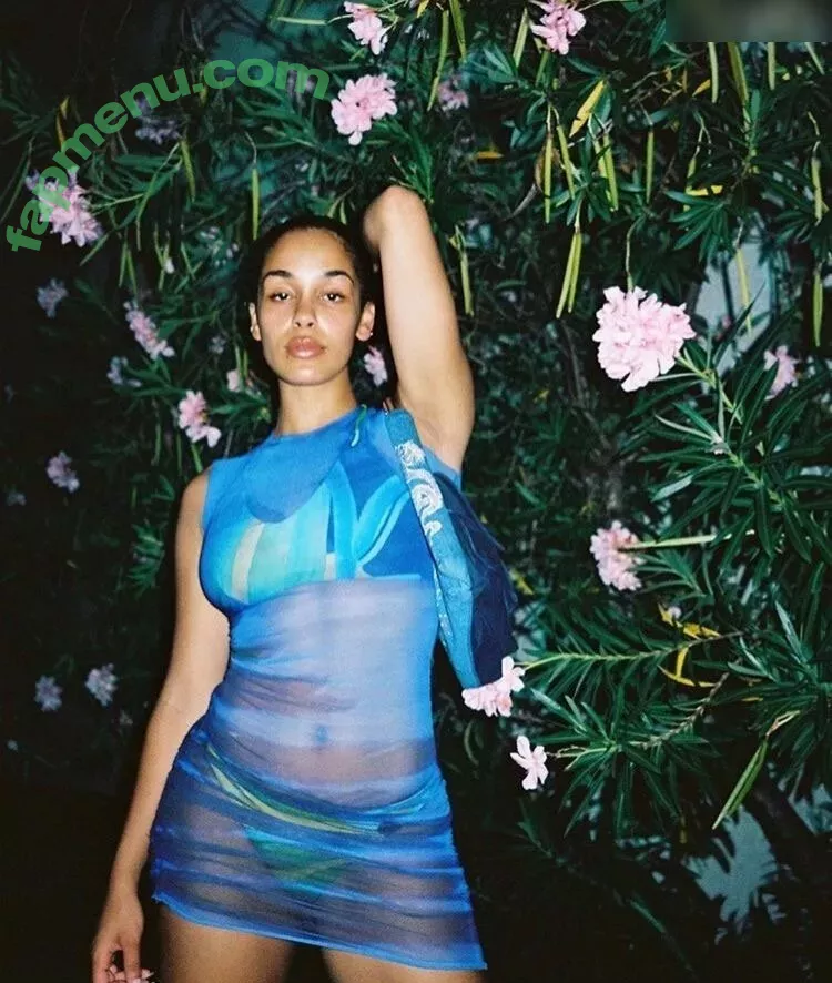 Jorja Smith nude photo #0102 (itstaaayy / jorjasmith_)