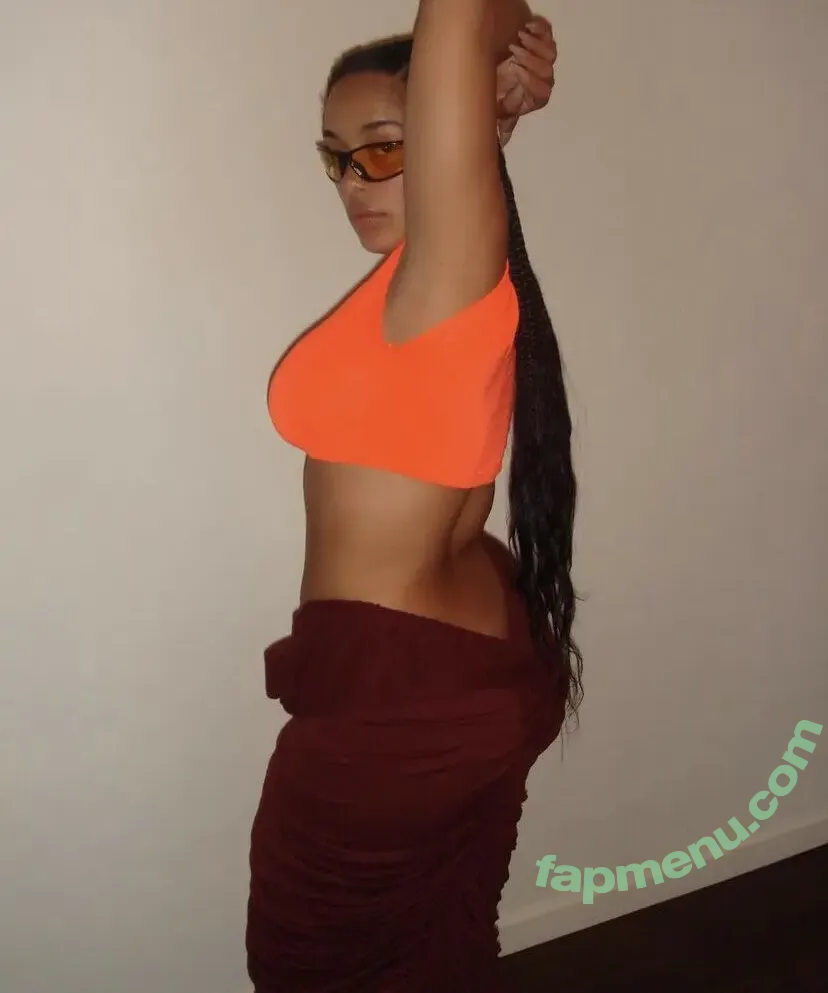 Jorja Smith nude photo #0110 (itstaaayy / jorjasmith_)