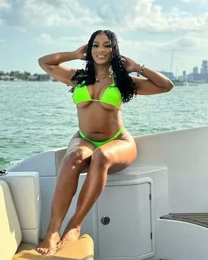 Joseline Hernandez / "The Puerto Rican Princess" / joseline / joselinescabaret / msjoseline nude photo #0102