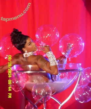 Joseline Hernandez / 