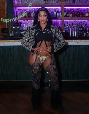 Joseline Hernandez / 