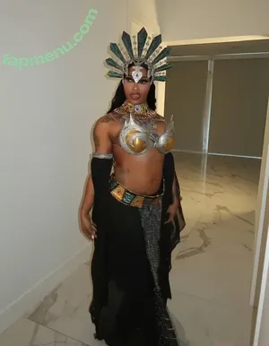 Joseline Hernandez / 