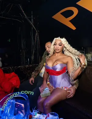 Joseline Hernandez / 